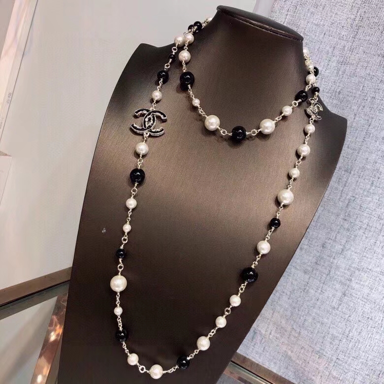 Chanel necklace 1lyx19